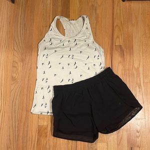 Oiselle Size 8 Bird Tank